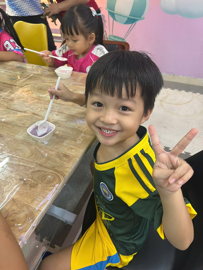 Khoảnh khắc workshop Sữa chua trái cây (Nguồn: DONNA)