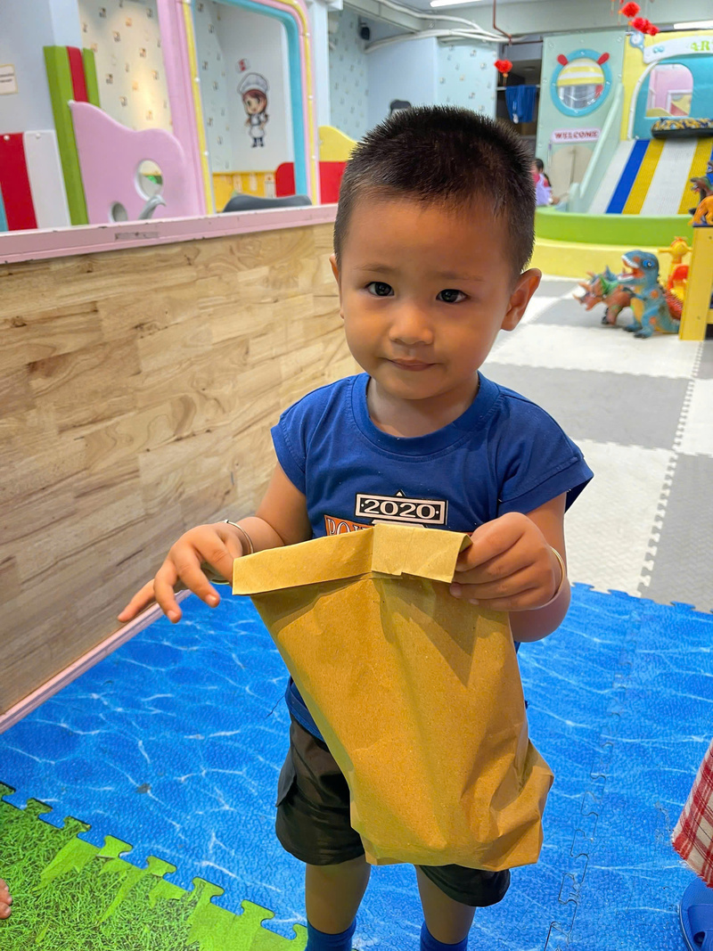 Hình ảnh đẹp trong sự kiện Túi mù tháng 6 lần 5 (Nguồn: DONNA)