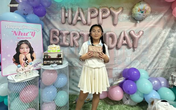 Chúc mừng sinh nhật bé Như Ý (Nguồn: DONNA)